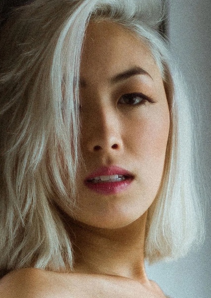 Ana Hikari photo