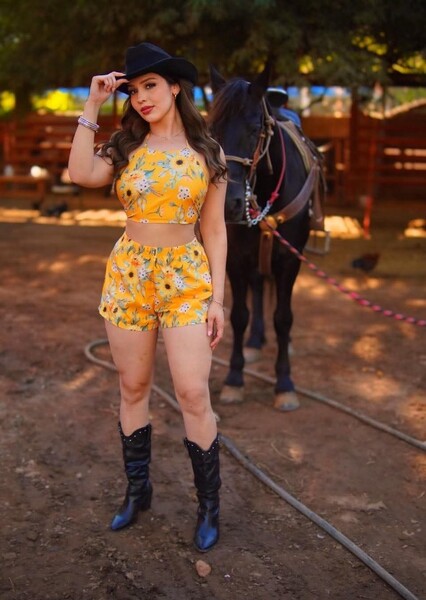 Ana Laura Ruiz photo