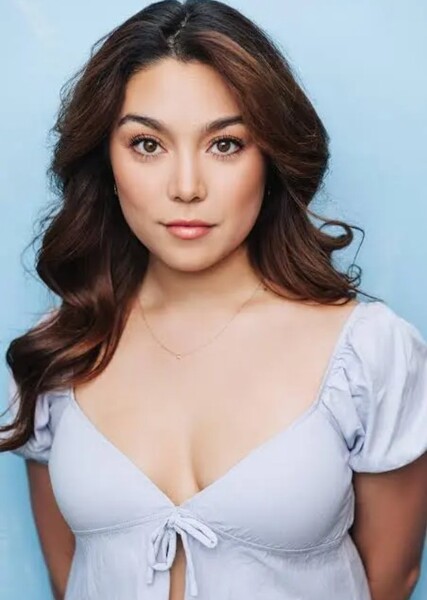 Ana Yi Puig photo