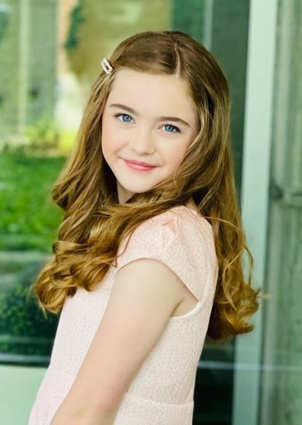 Anabelle Holloway photo