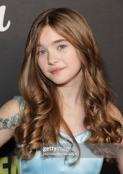 Anabelle Holloway photo