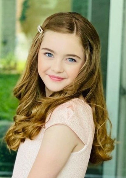 Anabelle Holloway photo