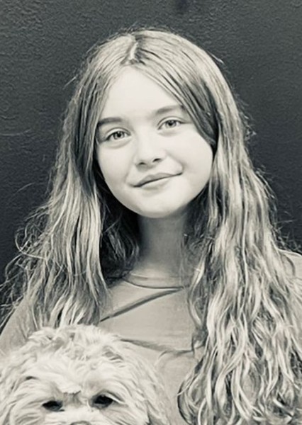 Anabelle Holloway photo