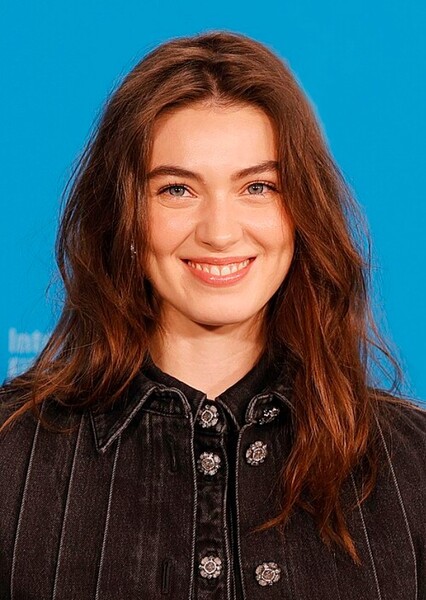 Anamaria Vartolomei photo