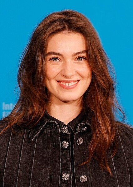 Anamarie Vartolomei