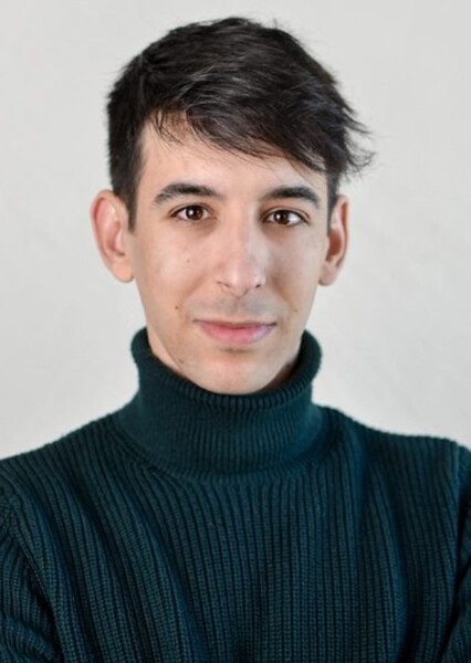 András Kazári