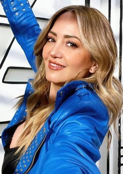 Andrea Legarreta photo