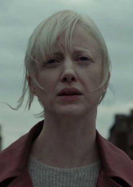 Andrea Riseborough