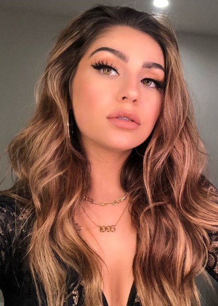 Andrea Russett photo