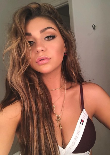 Andrea Russett photo