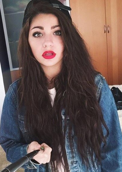 Andrea Russett photo
