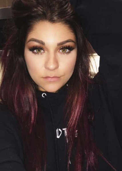 Andrea Russett photo