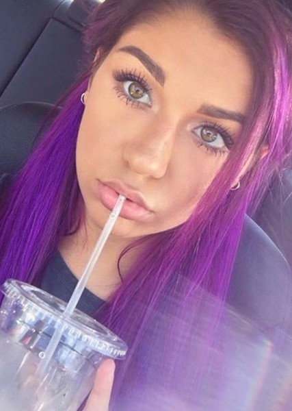 Andrea Russett photo