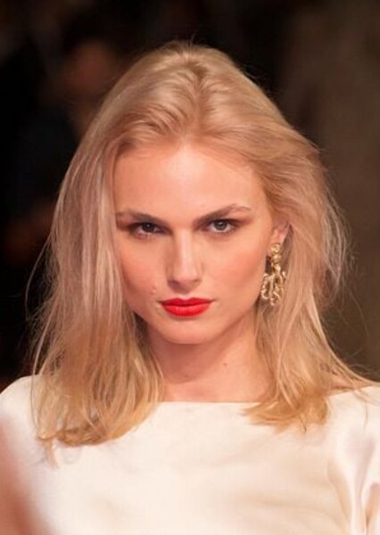 Andreja Pejić photo
