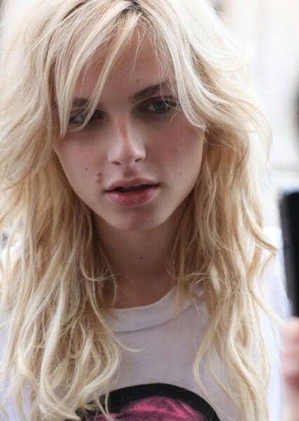 Andreja Pejić photo