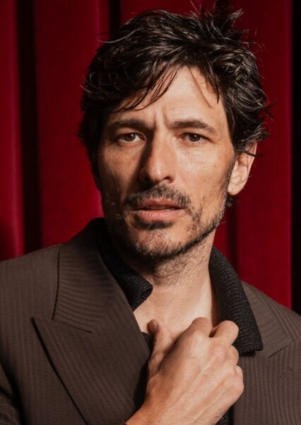 Andrés Velencoso photo