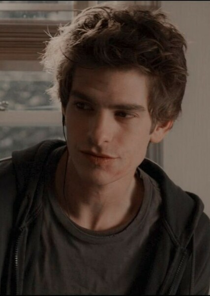 Andrew Garfield photo