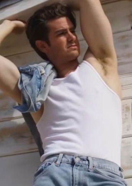 Andrew Garfield photo