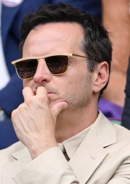 Andrew Scott photo
