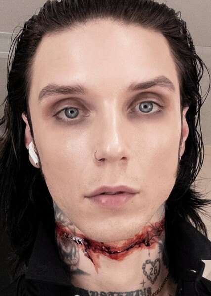 Andy Biersack photo