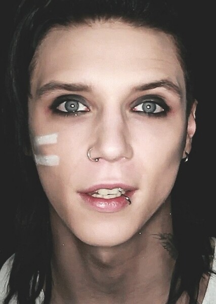 Andy Biersack photo
