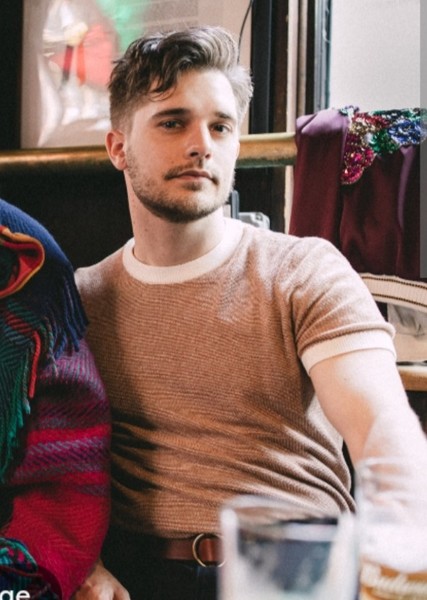Andy Mientus photo