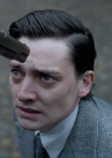 Aneurin Barnard photo