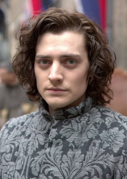 Aneurin Barnard photo