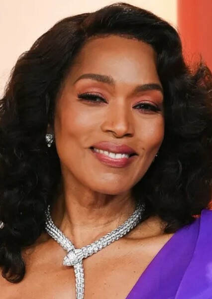 Angela Bassett photo