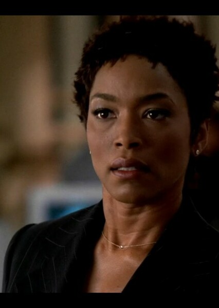 Angela Bassett photo