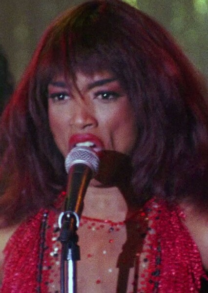 Angela Bassett photo
