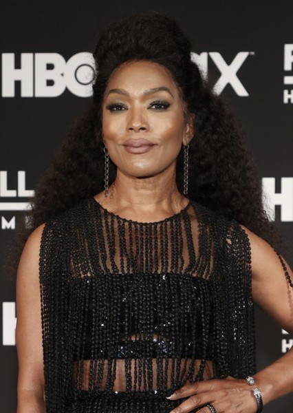 Angela Bassett