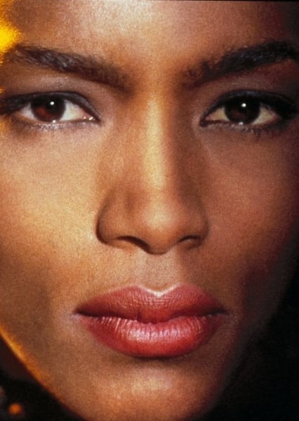 Angela Bassett photo