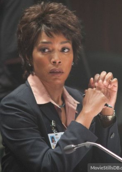 Angela Bassett