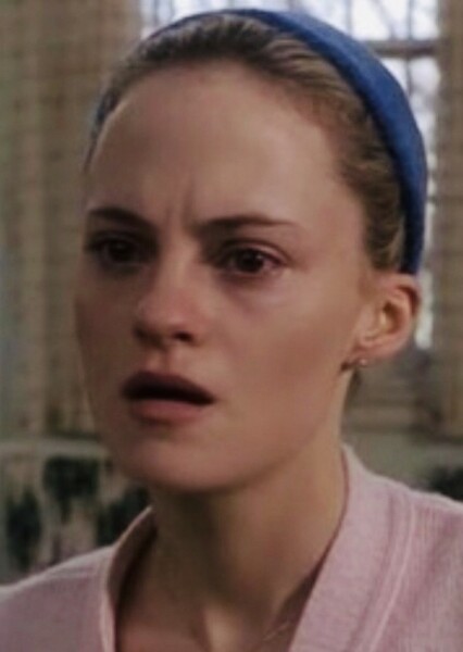 Angela Bettis