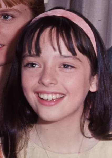 Angela Cartwright photo