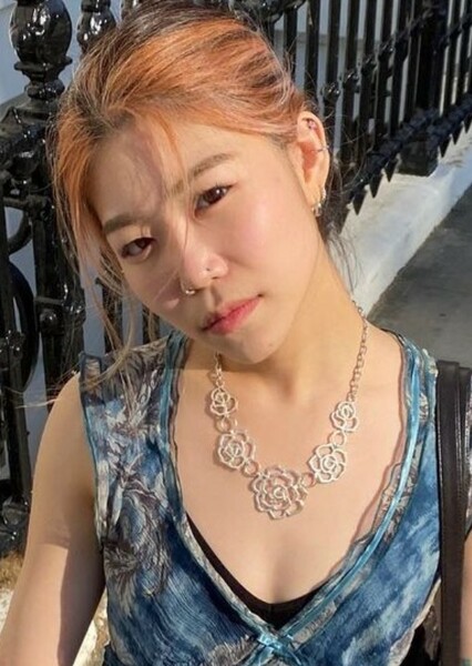 Angela Lee photo
