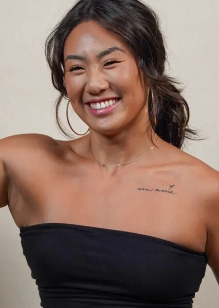 Angela Lee photo