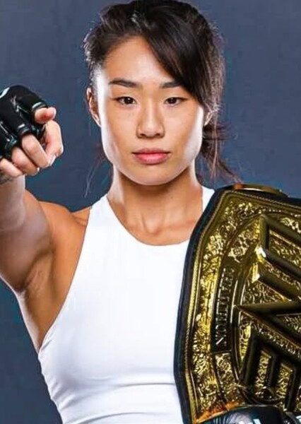 Angela Lee photo