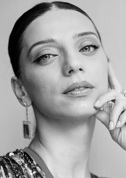 Angela Sarafyan photo