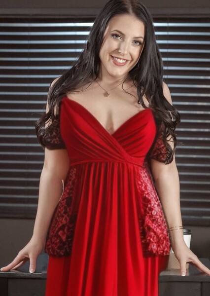 Angela White photo