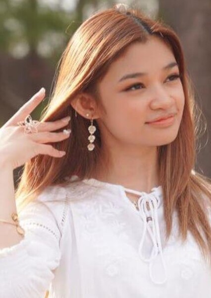 Angelica Hale