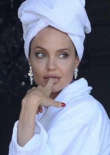 Angelina Jolie photo