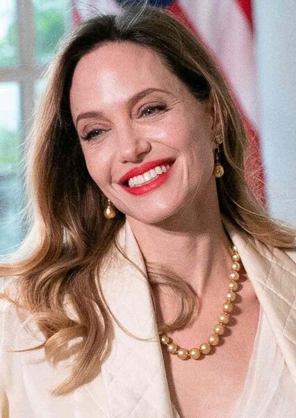 Angelina Jolie photo