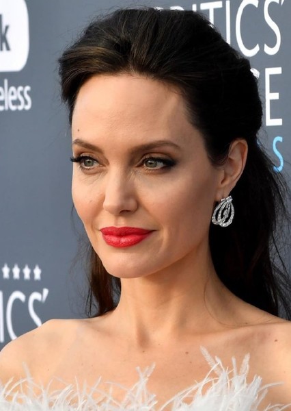 Angelina Jolie
