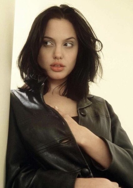Angelina Jolie