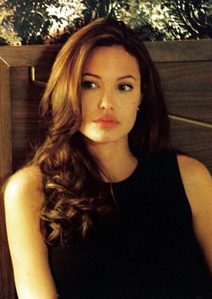 Angelina Jolie