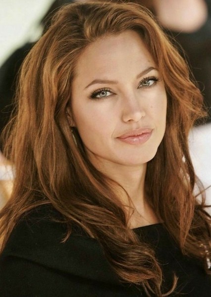 Angelina Jolie photo