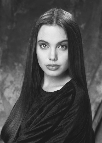 Angelina Jolie photo