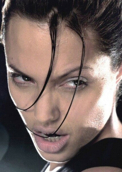 Angelina Jolie